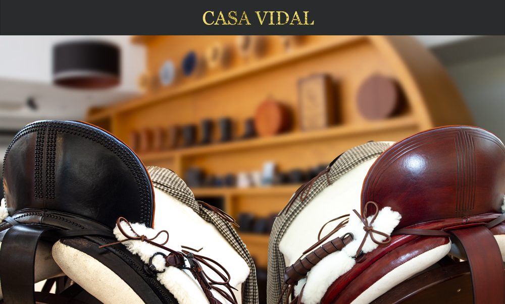 En Casa Vidal, te damos la posibilidad de elegir el color y acabado de la #Concha de tu nueva silla.
¿Rayada o Moteada? ¿Cual te gusta más?

🏠 C/Toneleros, nº1 en Coria del Río ( #Sevilla ). #CoriadelRío 
☎️954 77 06 56
📱652 13 23 00