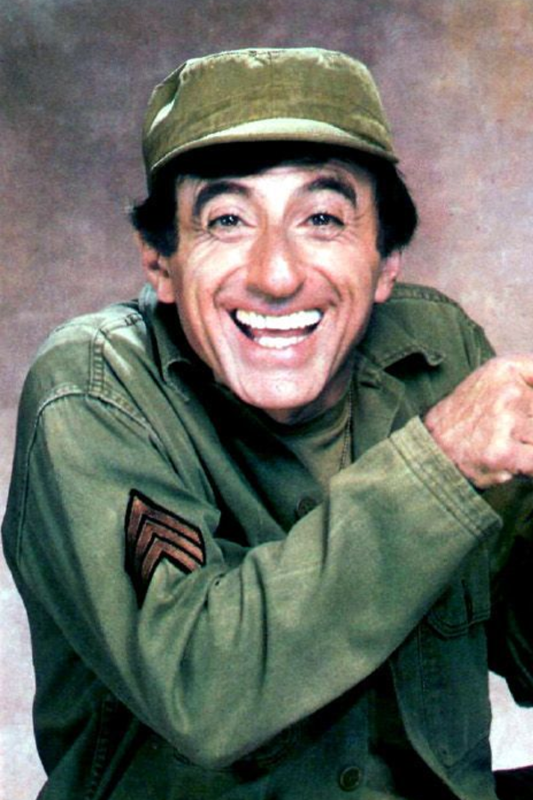 Happy birthday, Jamie Farr! Enjoy the day! 