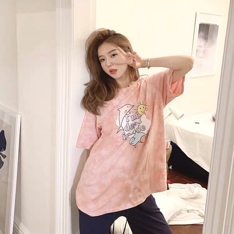 🌷เปิดพรีออเดอร์🌷
• เนื้อผ้าเป็นผ้าฝ้าย มี2สี ชมพู ฟ้า
• ไซส์ S - 3XL
• ราคา 190 บาท 
• รอสินค้า 15-20 วันนะคะ
ปล.สอบถามไซส์เสื้อเพิ่มเติม dm มาเลยงับ