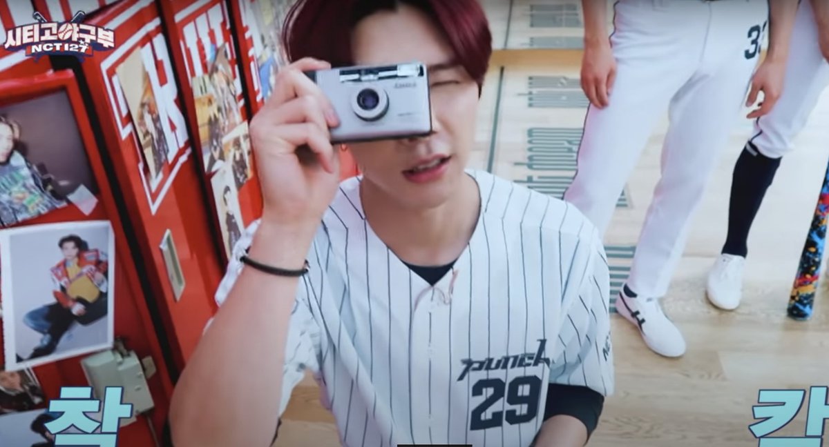 : Konica Big Mini BM-301someone gave this camera to johnny as a gift #NCT카메라  #쟈니  #johnny  #johntography  #nct127  