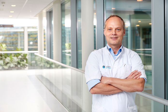 TUMORBOARD FORTBILDUNG

DATUM: 7. Juli 2020
ZEIT: 17:45 Uhr
ORT: Videokonferenzraum Seestrasse 247, 1. UG, 8038 Zürich
THEMA: Neuigkeiten zu HIPEC &amp; Darmkrebs
REFERENT: Prof. Dr. Ignace de Hingh, Chair of the Dutch Peritoneal Oncology Group
ANMELDUNG: lnkd.in/dgSDRVP