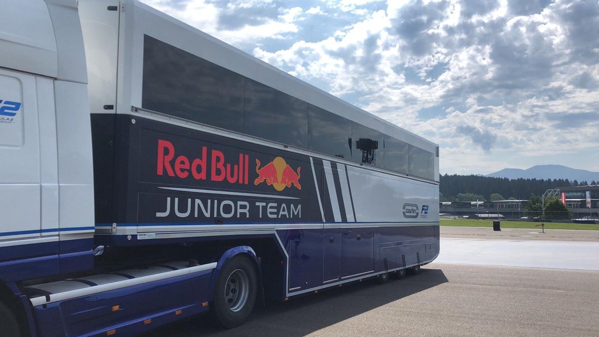 #FIAF2 We have arrived!
The paddock build is well underway in #Austria for the @FIA_F2 team as we try and beat the incoming rain!
