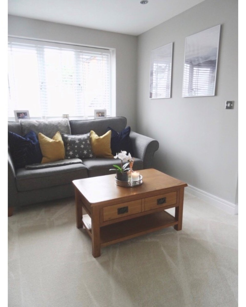 Thank you to one of our customers for their lovely feedback and pictures of their finished product. Here we have the Sweet Dreams carpet range and 5* stone effect vinyl flooring, the combination looks so fresh and light! marketcarpets.co.uk