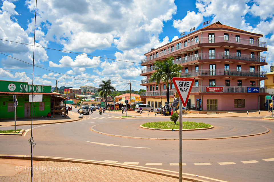 Northfly2's tweet photo. Lets take a look at some of the Gulu city streets.

#VisitGuluCity
#NorthflyMedia

📷 Friendship Photography https://t.co/zd1YIGY52o