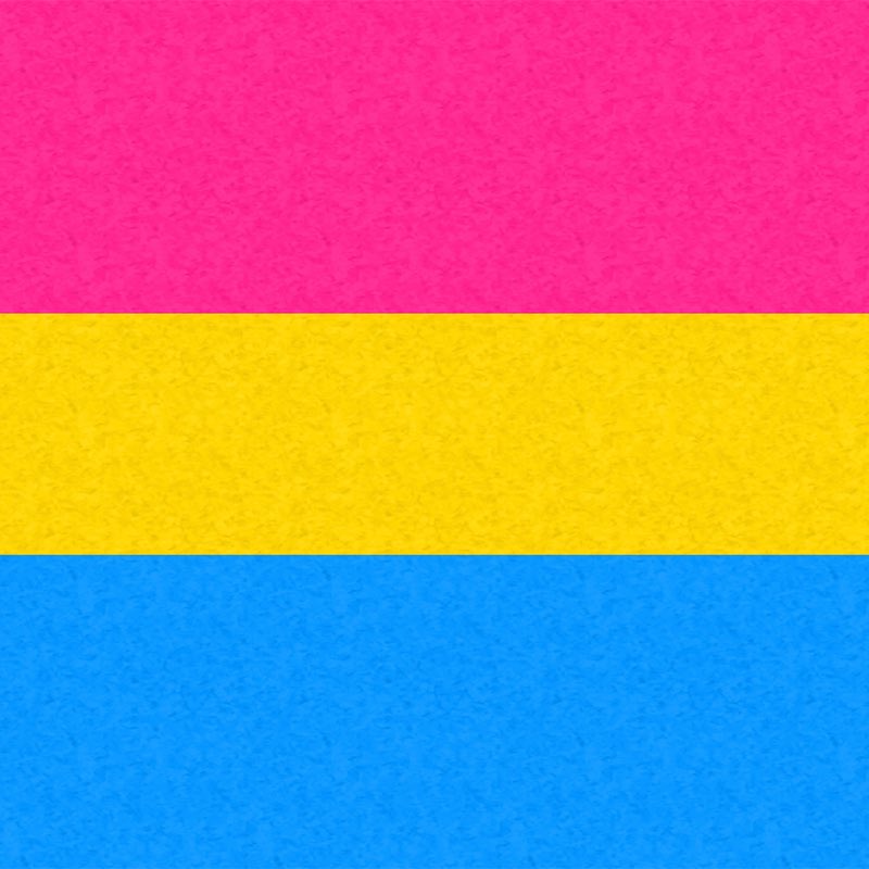 *sighs* <a href="/thyiad/">•⚜️• semi - hiatus • slow af •</a> says I am not a potato so I leave it so y’all to tell me. 

Also happy last day of Pride!