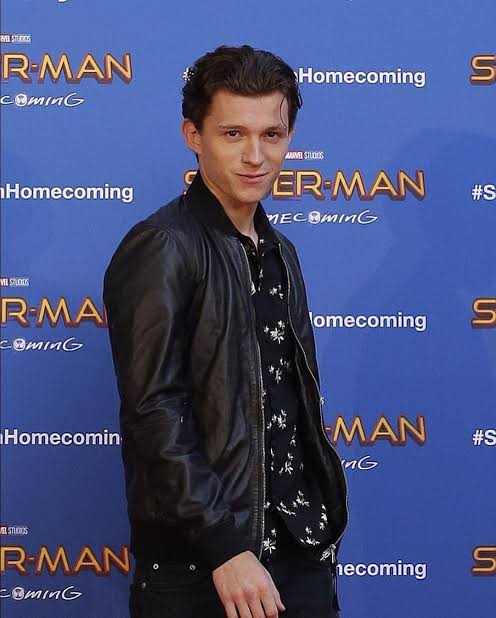 Tom holland as a Barbie; a necessary thread 