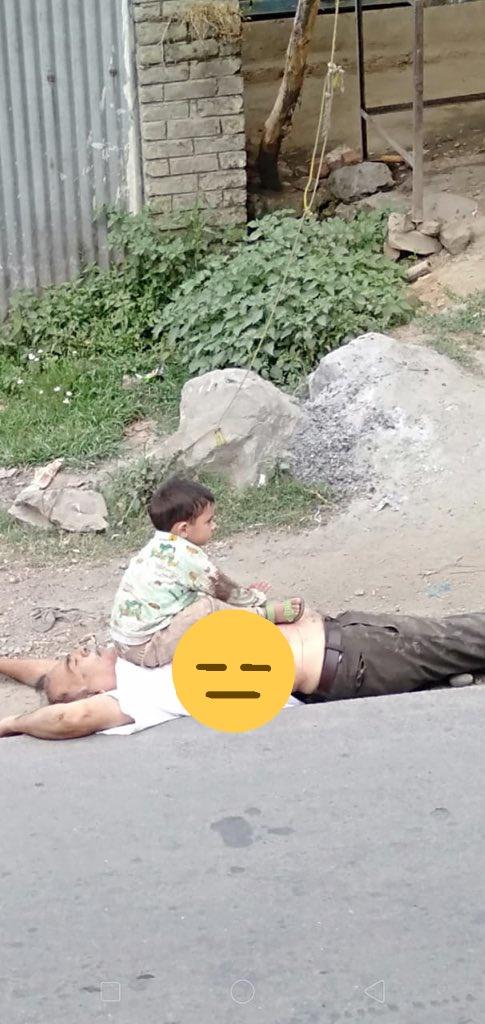 TheHangul_'s tweet photo. Heart breaking pictures of Kashmir. This 3yr old kid saw bullets on his fathers body and his father was killed in front of him by Terrorists.

Father was killed by Terrorists,
Son was Rescued by @JmuKmrPolice .

Now who is Killer of Kashmiri's? 
And who is saviour of Kashmiri's? https://t.co/bfFGfJOJnG