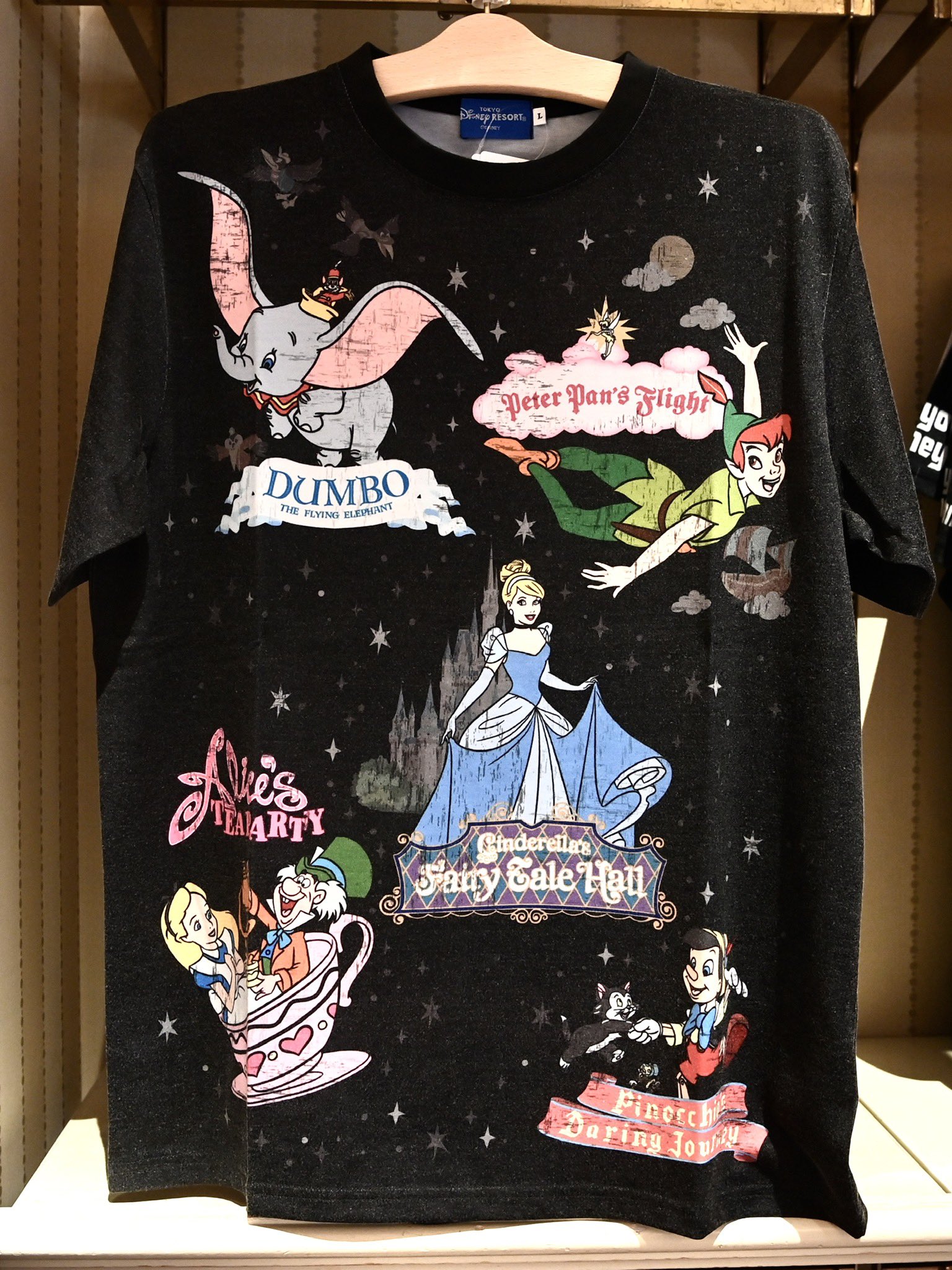 Mezzomikiのディズニーブログ ファンタジーランド トゥモローランド 東京ディズニーランド キッズ用 デザインtシャツ 本日発売 価格2900円 価格2900円 価格2400円 詳しくは T Co Ga1kupgwsu T Co Edky8lywfd Twitter