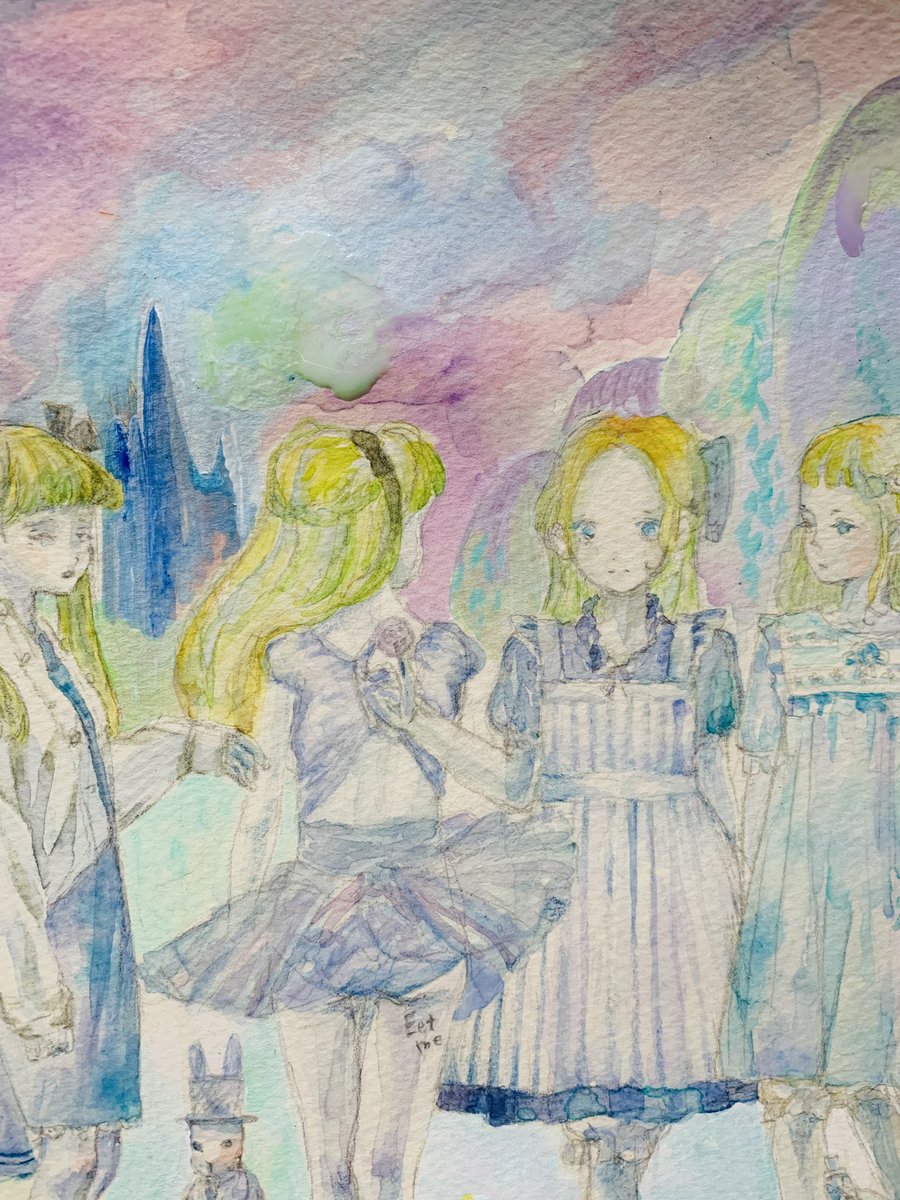 絵の具は終わり。
アクリルで
白をたっぷり混ぜた色を
使っている時が幸せ?
ペン入れ上手くいくといいなー。
ヘンリー・ダーガーの
ヴィヴィアン・ガールズがすごく好きなのですが、ちょっと似てる絵になった気がして嬉しい‥?
#水彩画
#アクリル画