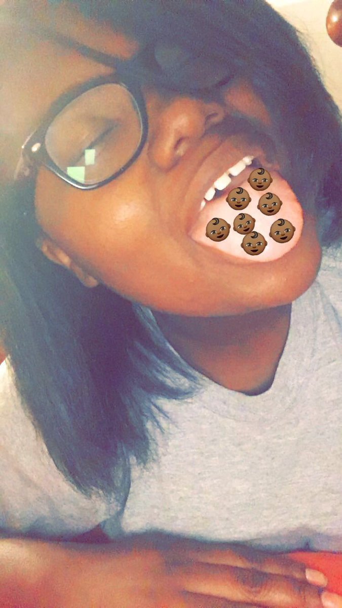 ambivalentkay's tweet image. 1. Go to your SnapChat.
2. Scroll all the way down and save your first saved selfie.
3. Scroll back up &amp;amp; save your most recent selfie.
4. Now put them side by side and see how much has changed.

YALL I AM SCREAMING AT MYSELF BC SJDJDKDJFJ WHY IS THAT THE FIRST SELFIE😭