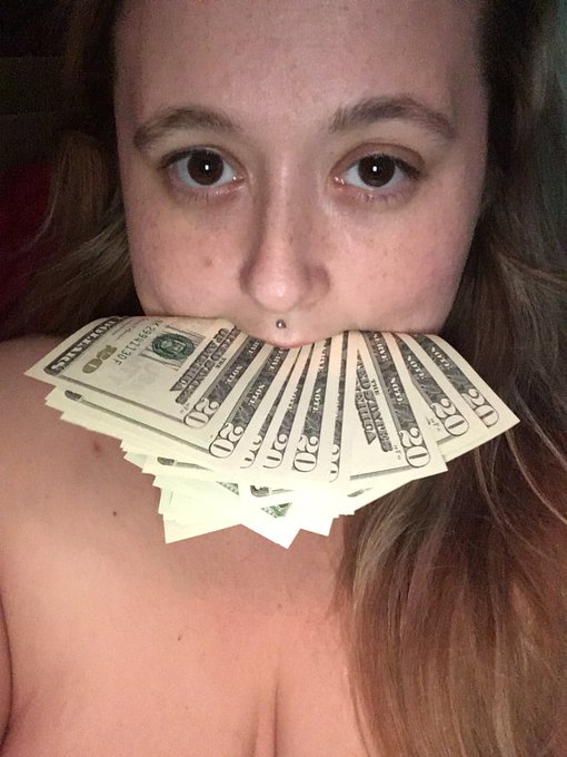 The image I sent to someone tonight when they asked if I suck cock lol 😂 I think I&rsquo;m cute sometimes and<a href="/tag/cookies"class="tags"><span>#cookies</span></a><a href="/tag/medicalmarijuana"class="tags"><span>#medicalmarijuana</span></a><a href="/tag/oklahoma"class="tags"><span>#oklahoma</span></a><a href="/tag/okc"class="tags"><span>#okc</span></a><a href="/tag/dispensary"class="tags"><span>#dispensary</span></a>