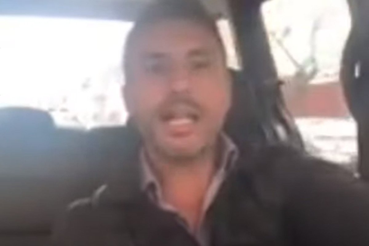 LANACION's tweet photo. Un empresario grabó un descargo contra el Gobierno y se volvió viral: "El que apuesta al país, pierde" https://t.co/Ddbvq48eAj https://t.co/Wj684cFlkR
