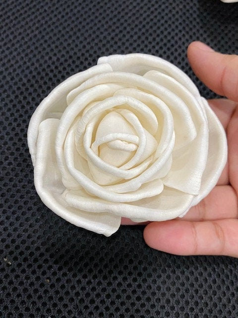 keenterprises's tweet photo. Excited to share the latest addition to my #etsy shop: Sola Wood Flower Rosemary (For 100 flowers) - MOQ 10 in mixing quantity https://t.co/MFQ79rDtwy #white #solaflowers #woodflowers #solawoodflowers #dryflowers #homedecor #weddingdecor #tapiocaflower #balsawoodflower https://t.co/BpGQ0bAGX6