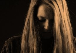 DevonCC's tweet photo. Are you concerned about a child or teenager drinking alcohol? If someone you know needs support please contact Y-SMART on 01271 388162 or 01392 385637 or find more information at https://t.co/cnoWznWMlW  @ysmartdevon https://t.co/ipFjFdtnES