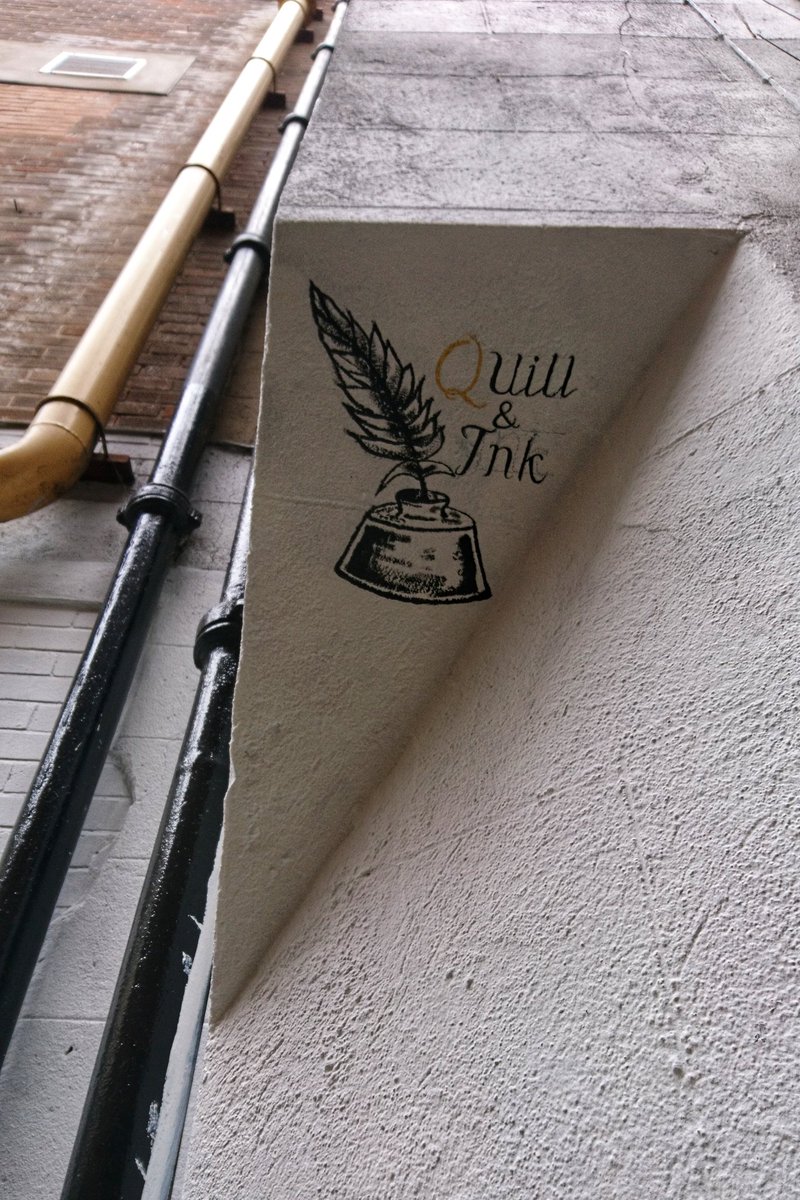 bohoman's tweet photo. #BelfastEntriesProject - New #StreetArt commemorating the historical past of the #CrownEntry, #Belfast. Sunday 28th June 2020.
https://t.co/DYqj6Qj1mT https://t.co/DyyQPOd7kA