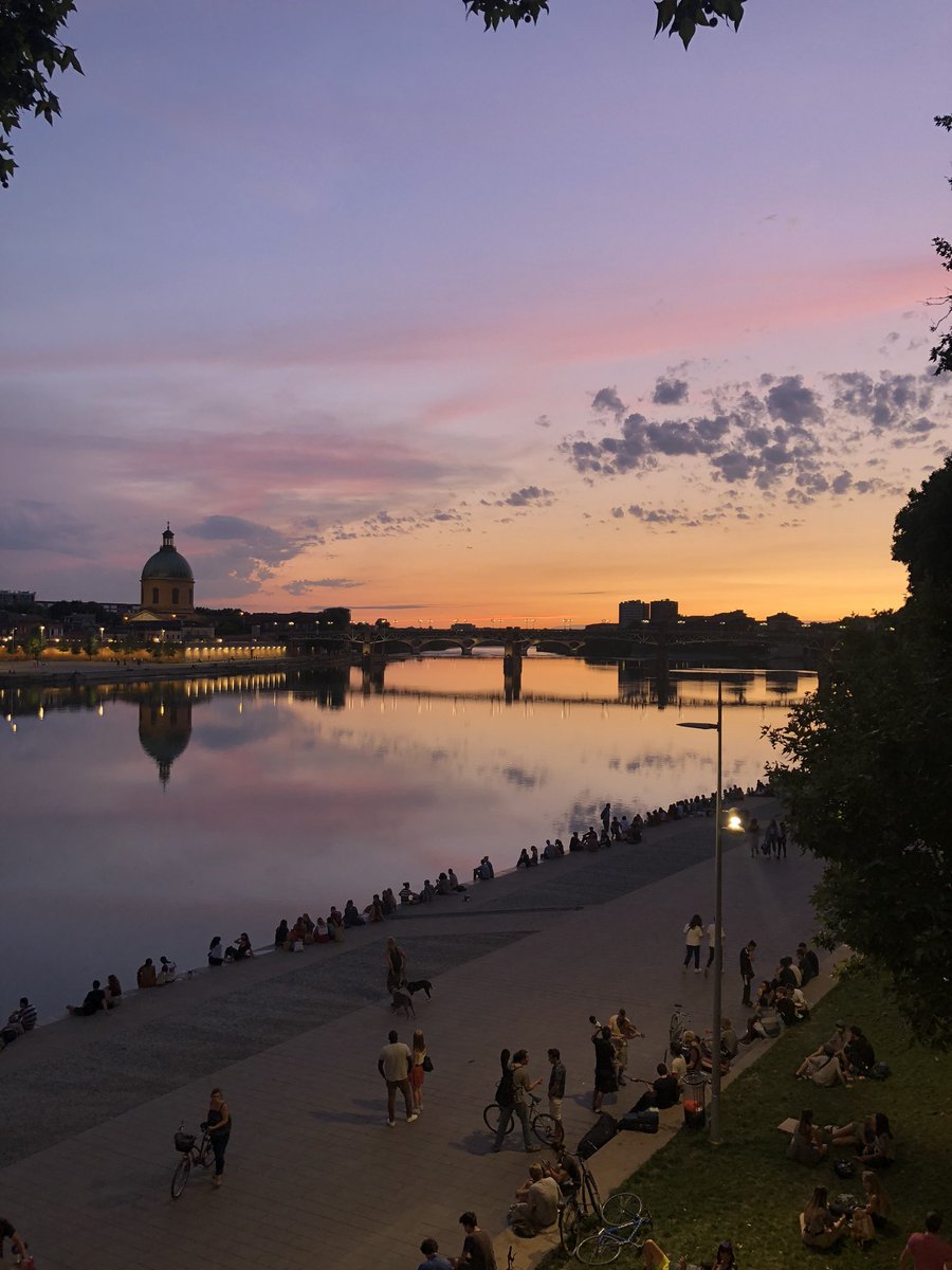 chlxsct's tweet photo. Je suis amoureuse de cette ville 🥺 https://t.co/cCrgx0nTcW