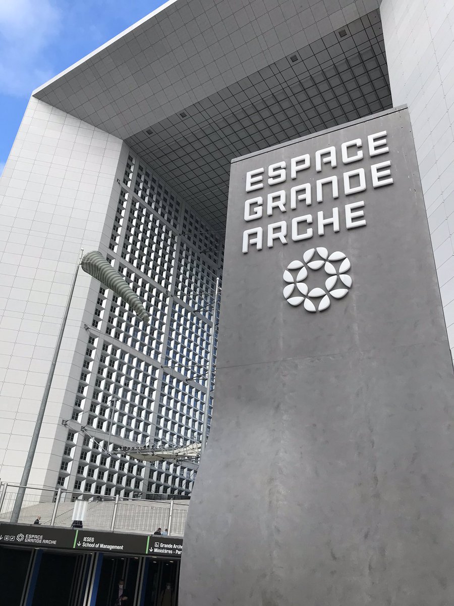 Paris safe &amp; ready to go! Prêts pour notre conférence de presse depuis le #StudioMagnum d’Espace Grande Arche.
Rdv à 11h 👉🏽 viparis.live 

#eventprofs #viparis