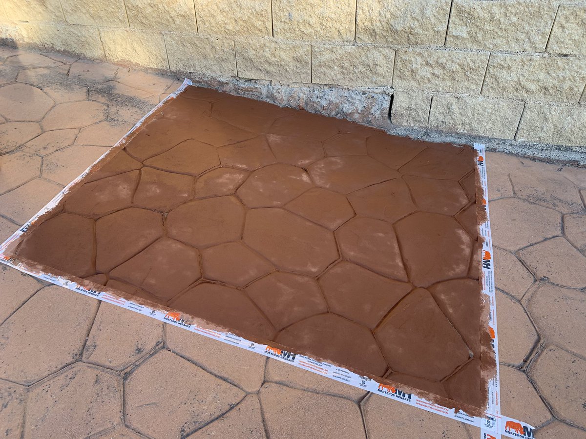 MorterosHenares's tweet photo. Recuperador de hormigón impreso Colorcem Cover.
https://t.co/UmqRxbFlNR https://t.co/E2XFAI4X4s
