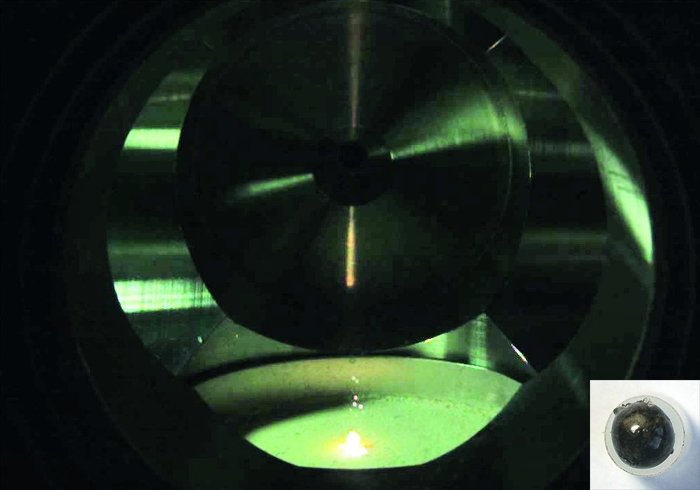 LZH_Hannover's tweet image. #Mondstaub im @hitec_elevator unter Mondbedingungen geschmolzen. Projekt MOONRISE will #3DDruck auf den #Mond bringen. 

@TUBSpaceSystems @tuBraunschweig @UniHannover @VolkswagenSt #Laser #Regolith #Schwerelosigkeit 

bit.ly/3ikBM0I