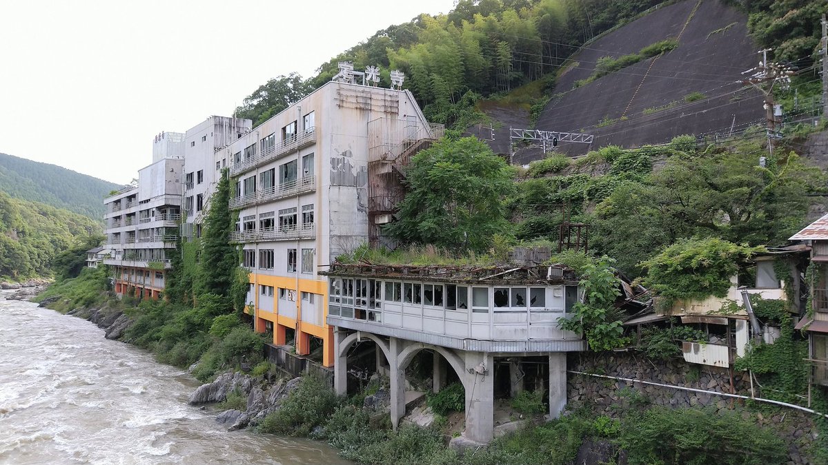 クラッシュじろう 霊感ある友達と たまたま一緒にいたら 定光寺に ぎゃ クラッシュじろう 霊感ある友達と たまたま一緒にいたら 定光寺に ぎゃ