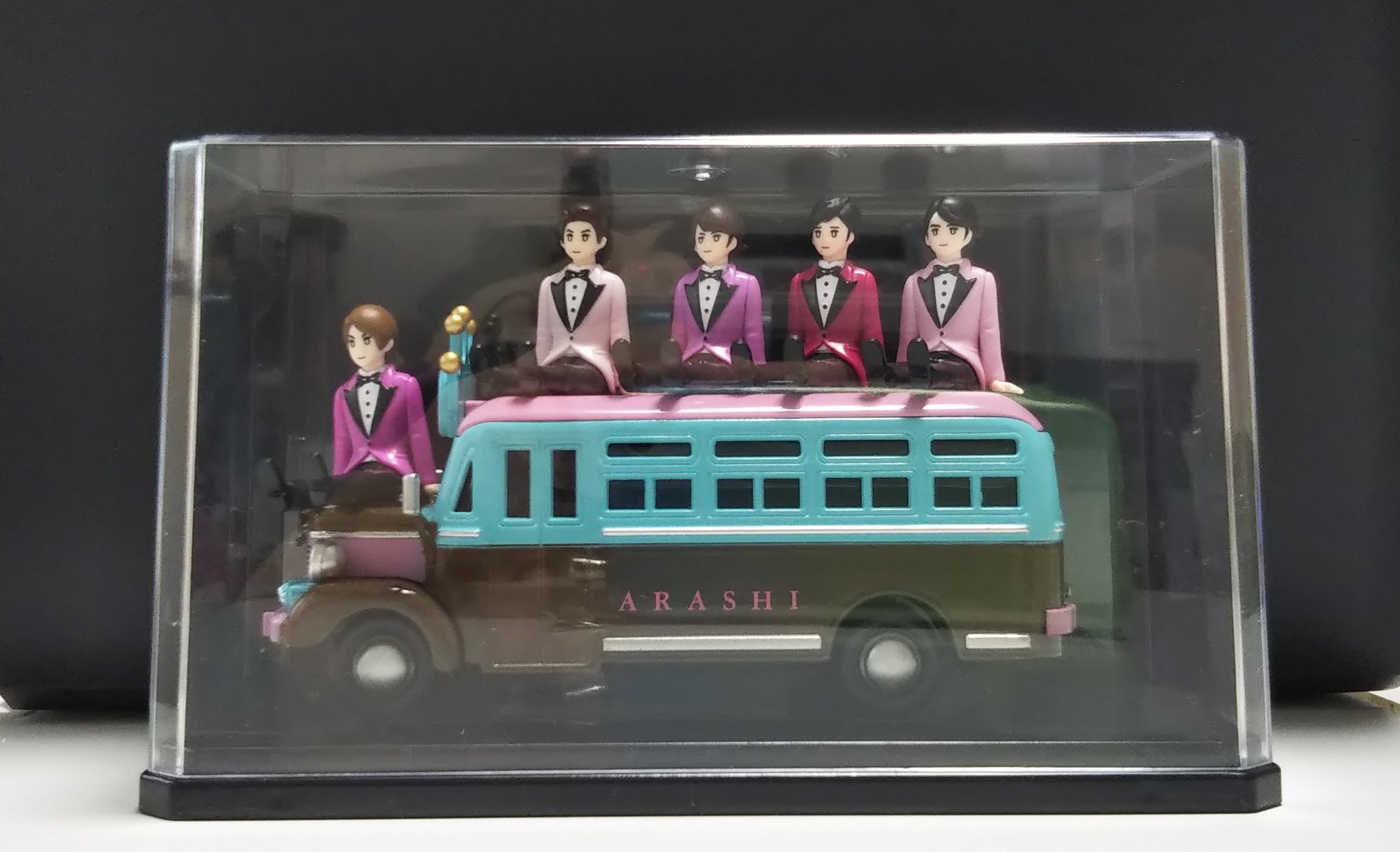 じゅんくま 5 Anniversary Busを飾るのにdaisoのクリアケース コレクションボックスミニ 16 9 8 5 10cm がぴったりだった コップのフチ子 座る嵐を乗せてもちょうど良い高さで満足 嵐を旅 じゅんくま 5 Anniversary Busを飾るのにdaisoのクリアケース コレクションボックスミニ 16 9 8 5 10cm がぴったりだった コップのフチ子 座る嵐を乗せてもちょうど良い高さで満足 嵐を旅