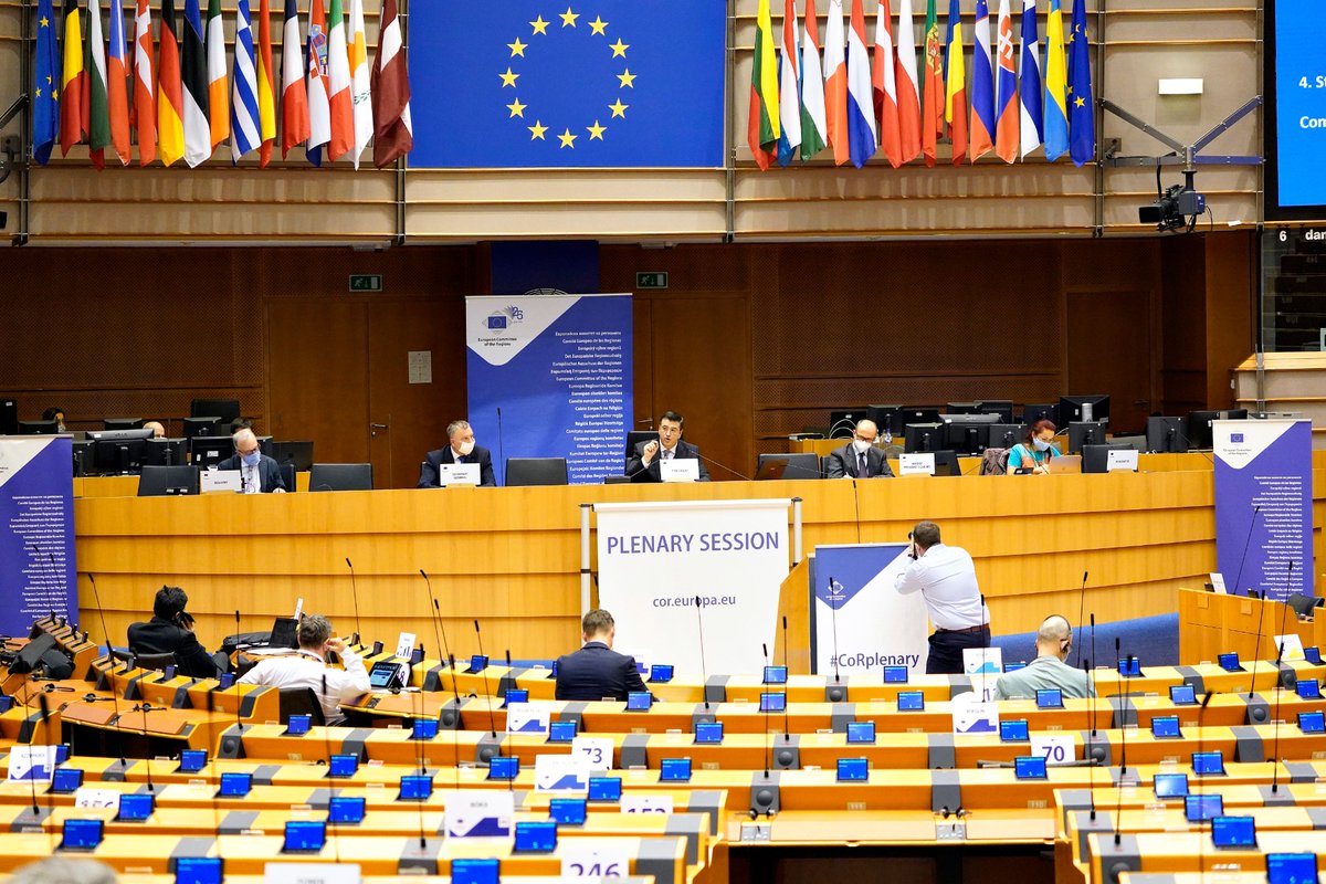 A new #CorPlenary day begins! Today we debate:
 
💧 #GreenHydrogen with @MBNiedersachsen
🌲 Forests with <a href="/BiwerR/">Biwer Roby</a>
✊  #JustTransitionFund with <a href="/Obi_Rijecki/">Vojko Obersnel</a>
🌍 #EUGreenDeal with <a href="/JuanEspadasSVQ/">Juan Espadas</a> <a href="/VascoCordeiro3/">Vasco Cordeiro</a>
🇪🇺 Demography with <a href="/MatyjaszczykK/">Matyjaszczyk Krzysztof</a>
 
📺 👉 cor.europa.eu/Pages/cor-plen…
