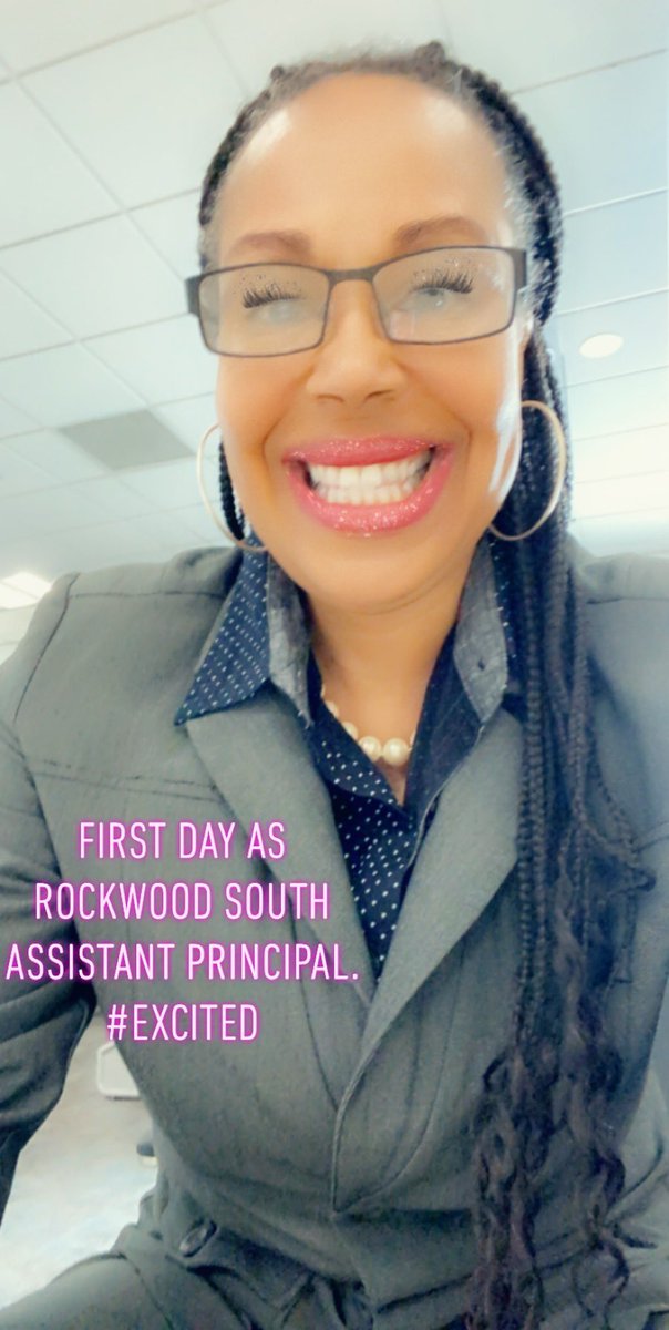 CassWalkerSuggs's tweet photo. It’s officially official! I’m excited to be a part of my new school and community as Assistant Principal!! @RSMS_PSO @RSMSPrincipal @RockwoodSupt @RSD_Diversity @RSD_PIE @rockwoodschools https://t.co/ZiAXzw1ssE