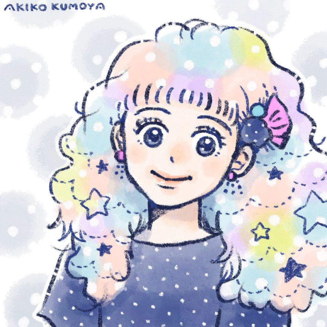 くもやあきこ 夜の女の子お絵描き もっと何日も時間掛けて もっと大きい絵を描きたいという衝動に駆られながら 小さい絵だなー お絵描き 女の子 イラスト