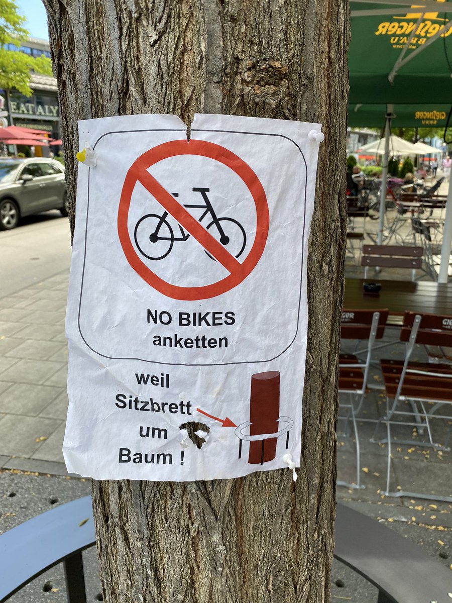 Schnitzl_Andi's tweet photo. Da ist doch jetzt für jeden etwas dabei. Deutsch, Englisch und Bilder. #klareKommunikation https://t.co/r5EVKz2MGc