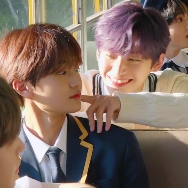 ขอจิ้มแจ้มหน่อยได้ป่าว(人*´∀｀)｡*