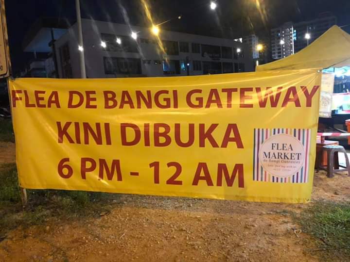 Bangi flea market When Seller