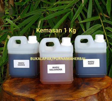 ForediOke's tweet photo. Beberapa orang menyebut madu sbg emas cair karena selain warnanya yang keemasan, madu juga menyimpan banyak manfaat utk manusia. 
Yuk di order madu asli langsung dari peternak lebah di garut bella 0 DPR

Madu 1 kg = 150 K
Madu 1/2 kg = 80 K

Minat silahkan DM / wa 0896 6839 0686 https://t.co/mnui25R2W6