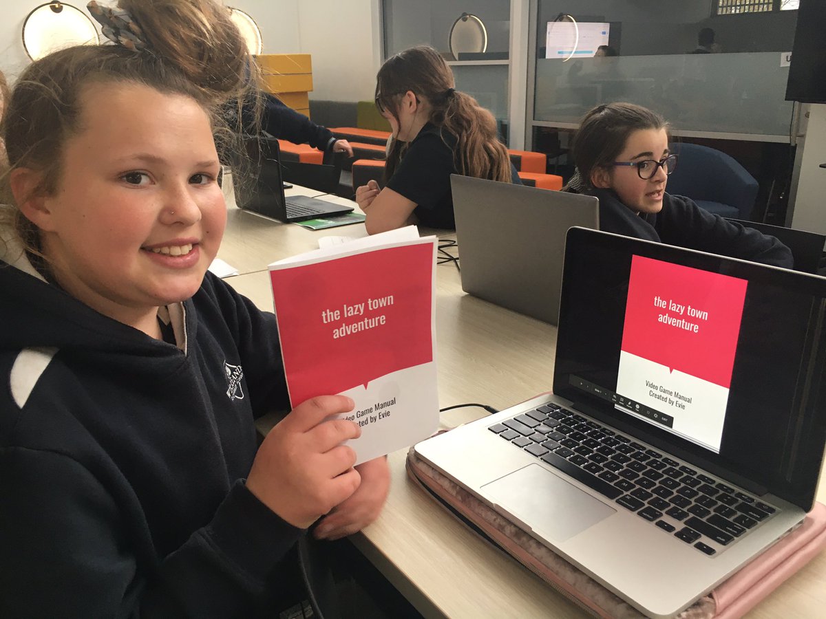 kataxe01's tweet photo. This was the best way to end the day @WirreandaSS Exhibition of Learning this time with year 7 Blue Tribe #PBL #WSSProud #gamedevelopers https://t.co/pyHWO7nJw3