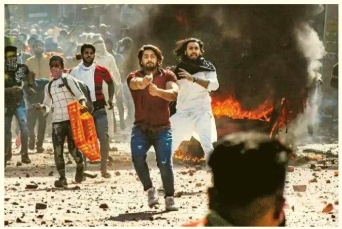 This Thread Exposes some of the Critical questions, You will be Shocked to know1. Daughter of exPM Manmohanji Works where?2. How is Congress Related Delhi Riots?3. Who is George Soros - Enemy No 1Read till End. 1/5