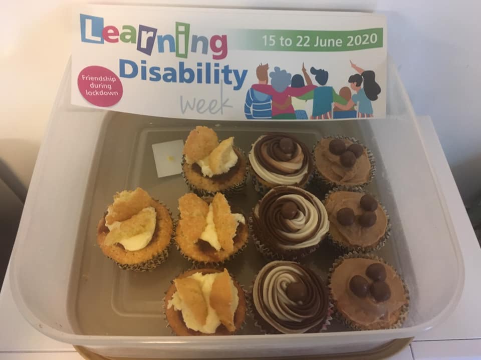 CNTWNHS's tweet photo. A few weeks ago staff & patients on Cheviot Unit celebrated #LDWeek2020 with ‘friendship during lockdown’-themed activities.
They discussed what being a good friend means and put messages on the ward's friendship tree. They also got cupcakes from their 'neighbours' Wansbeck unit! https://t.co/aS2Xgjqncb