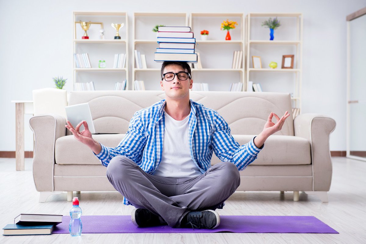 ConcoursAvenir's tweet photo. J-2 avant les épreuves des candidats à Avenir Prépas. On pense à vous. Restez Zen. Et on offre les frais de candidature à celui-celle qui envoie une photo avec le plus de livres ! #zenchallenge #çasetente #ingenieur #e3apolytech https://t.co/81LrE5uqgM