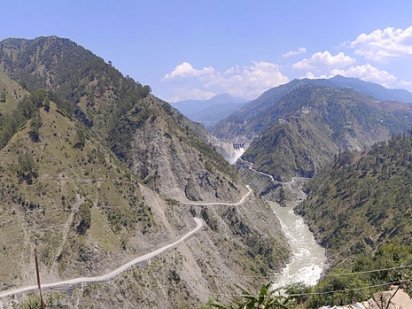 Doda, believed to be named after a migrant from Multan!! ..A long time ago, the area that comprises the Doda district of today used to be two separate kingdoms, namely Kishtwar and Bhadarwah.