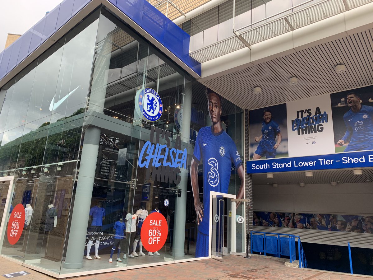 A3RT_england's tweet photo. The megastore has reopened from today!!!💙💙💙@ChelseaFC 
今日からメガストアが再開しました‼️待ってました😭😭👍🏼#london #Chelsea #megastore #チェルシー #ロンドン https://t.co/cQIcccxxTl