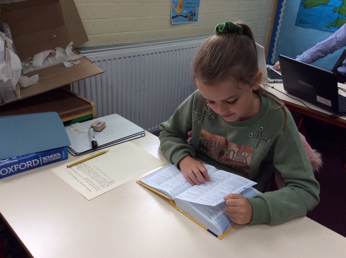 GSPSRussia's tweet photo. Bubble New Zealand wrote weather reports for the island in โThe Tempestโ today @GwladysStPrim #GSPSWRITING #Shakespeare https://t.co/XJrnj0aZFZ