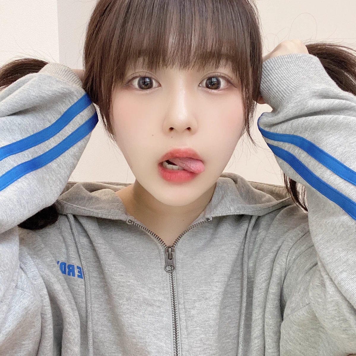 Eb1PcMOUMAEyUvR?format=webp&