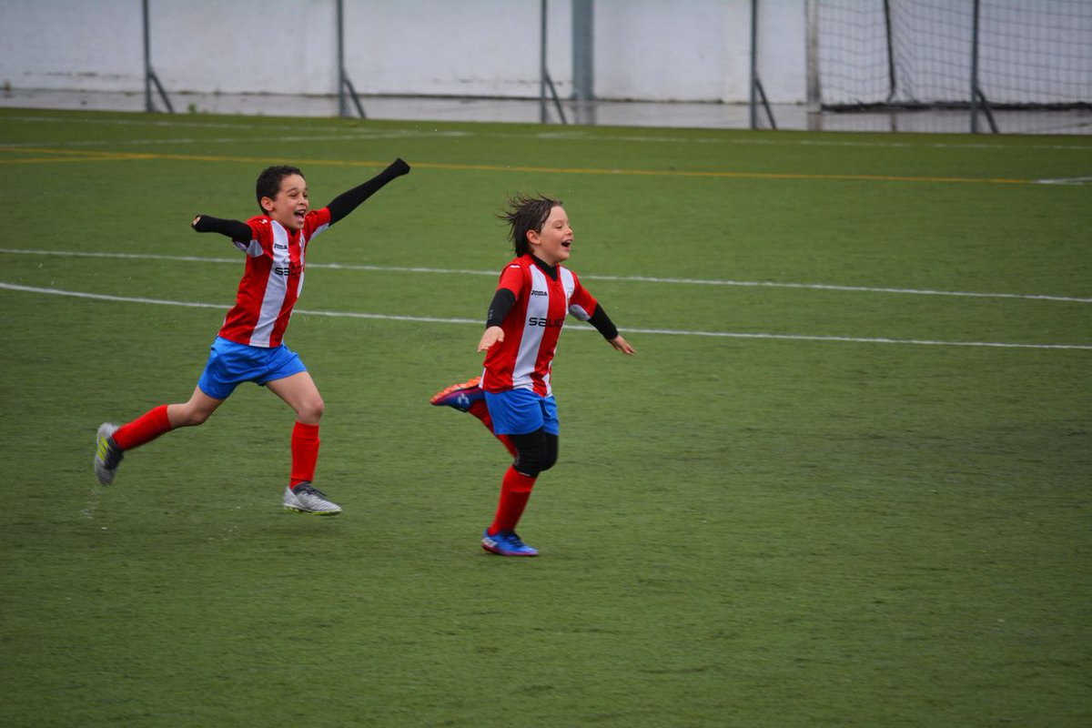 wearetheGMA's tweet image. Covid-19 has shown us how intrinsic sport is to us and the benefits it offers. Our recent research shows that over 64% of adults think sport is good for people’s mental health. Thanks to the grounds staff who are getting us #backtoplay, without whom, sport would not be possible.