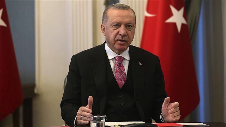 gazeteduvar's tweet photo. Erdoğan: Aslında ülkemizde AK Parti'ye gerçek manada karşı olan kimse yok https://t.co/x2bplpjitw https://t.co/R5l9bcKUaR