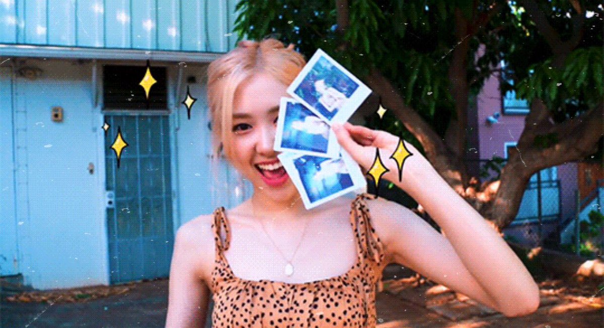 rosé pics tweet media