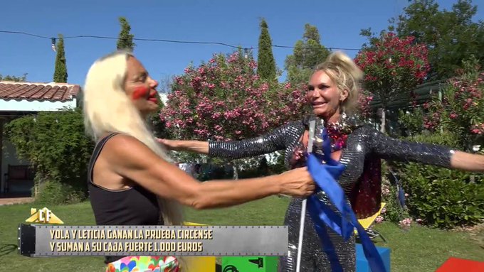 Su original &ldquo;performance&rdquo; circense fue valorada por sus compa&ntilde;eros. #TeamYola #Yolistas #LaCasaFuerte<a href="/tag/lacasafuerte"class="tags"><span>#lacasafuerte</span></a><a href="/tag/teamyola"class="tags"><span>#teamyola</span></a><a href="/tag/yolistas"class="tags"><span>#yolistas</span></a><a href="/tag/lacasafuer"class="tags"><span>#lacasafuer</span></a>