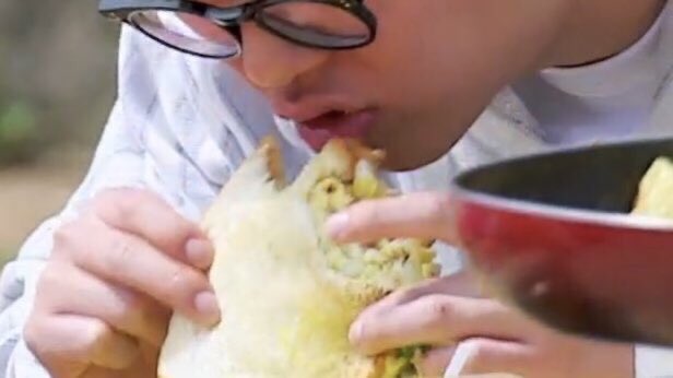 monstax_juju's tweet image. this is what they say “like father like son”