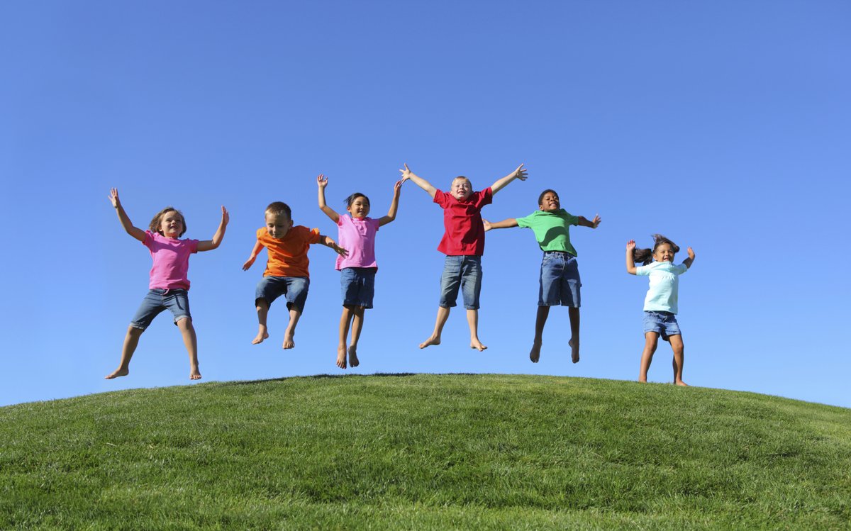 KlaverCT's tweet photo. Wil je als leraar dit bijzondere schooljaar mooi afsluiten met kinderen en hun ouders? Lees dan mijn blog met 3 stappen waarmee je dit kunt doen. https://t.co/Ayl2pE4Q8B https://t.co/VSAPlCM2p0
