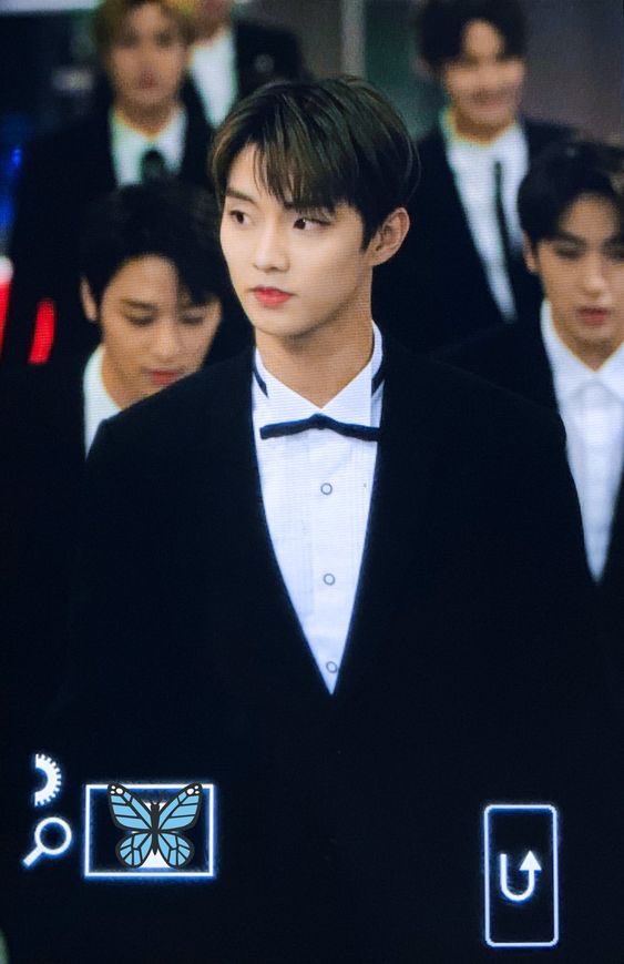 idk i find it calming and therapeutic skskdkdm is it just me