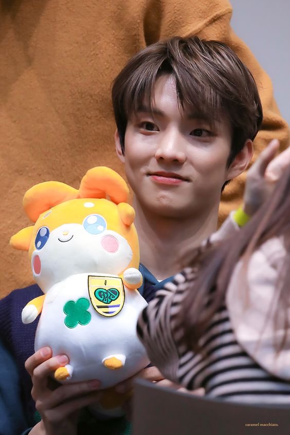 idk i find it calming and therapeutic skskdkdm is it just me