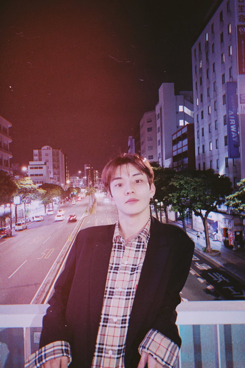 i will not be cropping/zooming into the photos so u can look for it yourself too!!!