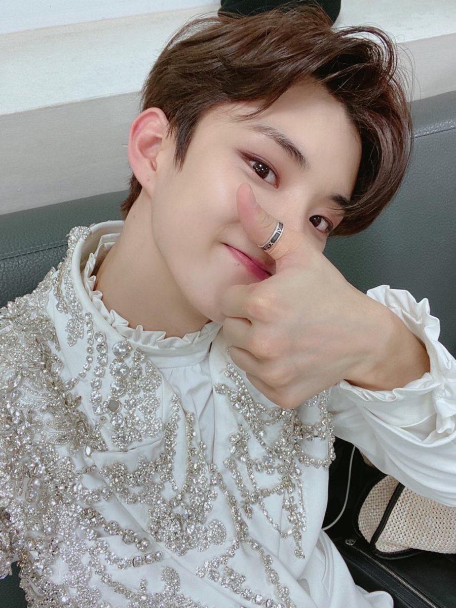 idk i find it calming and therapeutic skskdkdm is it just me